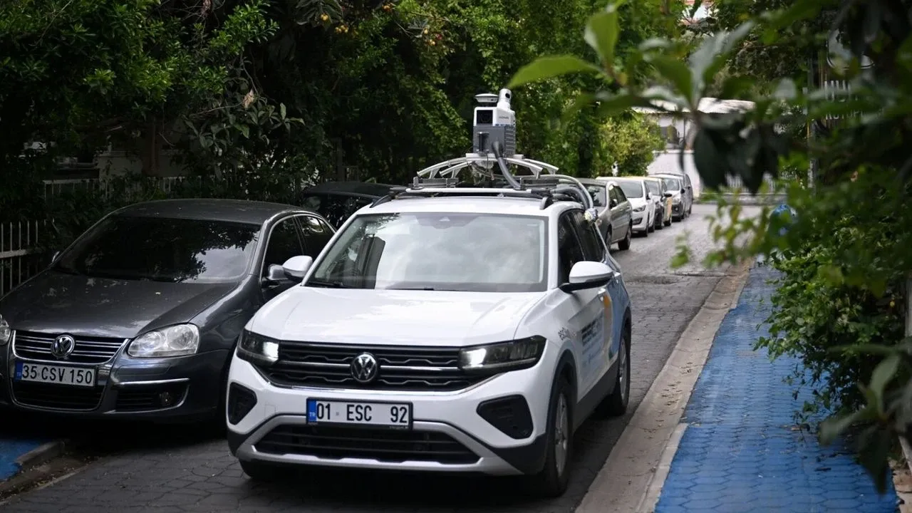 İzmir Bornova’da dijital dönüşüm: 360 derece şehir sistemi!