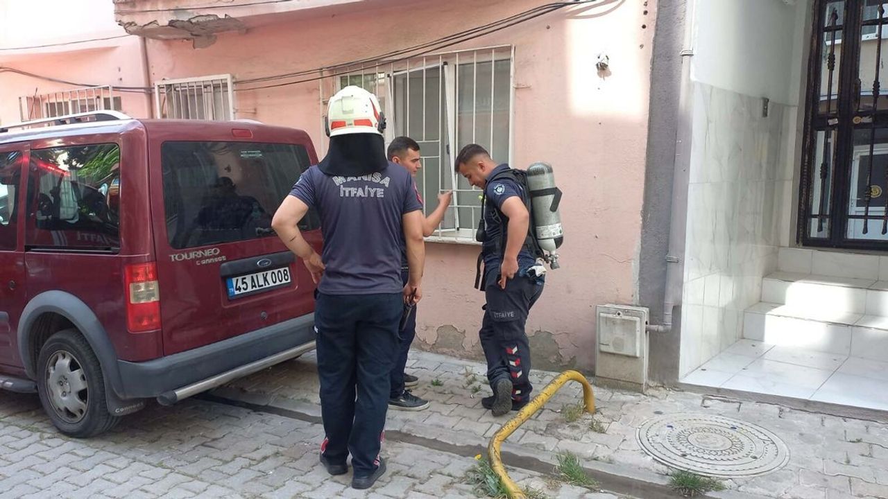 Manisa'da modacı Bayram Taner Güzel evinde ölü bul