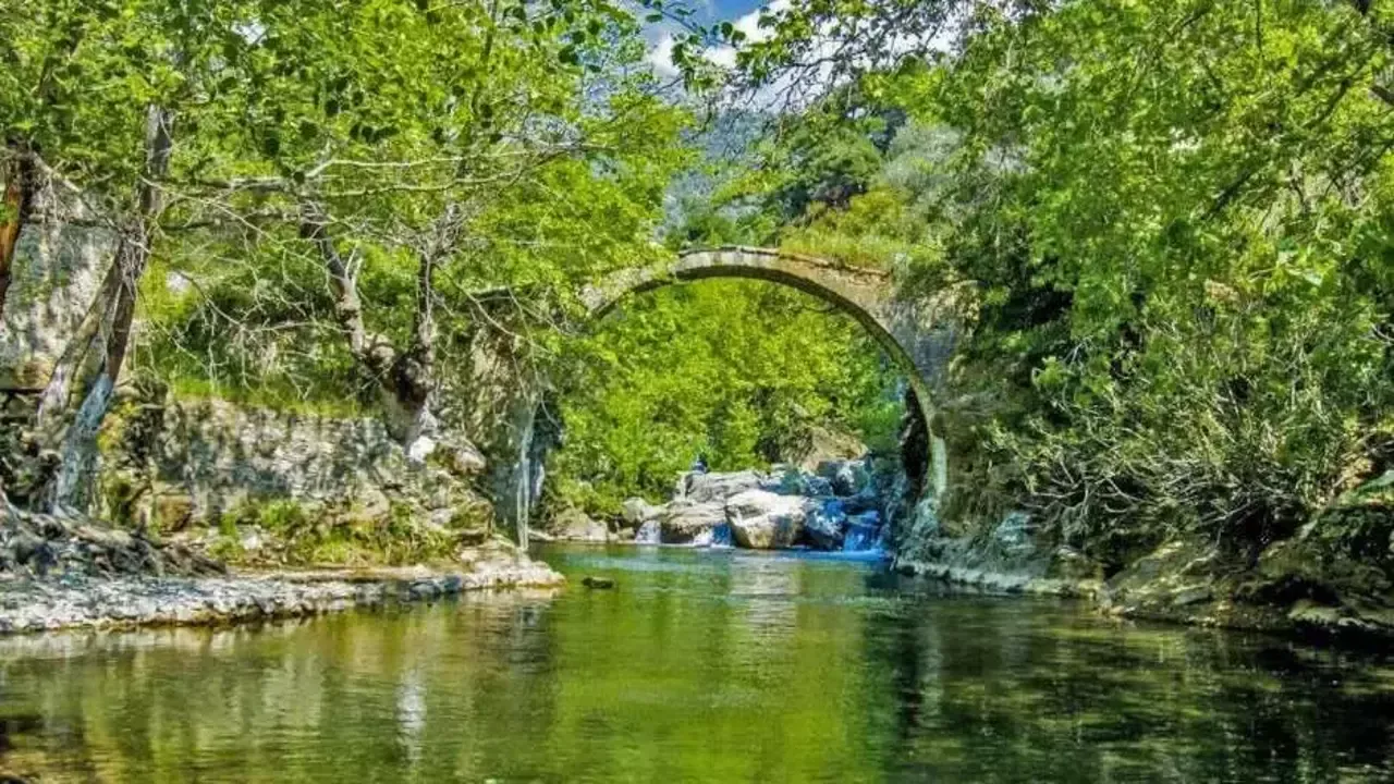 Kafa dinlemek isteyenler oraya akın ediyor! Kaz Dağları ziyaretçi akınına uğruyor!