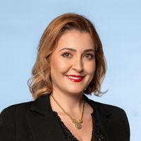 Ebru Çömlekçi