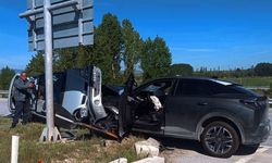 Kütahya'da iki otomobil çarpıştı: 2'si çocuk 6 yaralı var!
