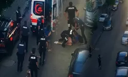 Aydın'da sokakta panik: Kadın, samuray kılıcıyla ortalığı birbirine kattı!