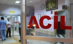 Manisa'da otomobille motosiklet çarpıştı: 18 yaşındaki genç ağır yaralı!