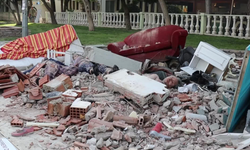 "Sesimi Duyan Var mı?" Oyunu Deprem Gerçeğini Sahneye Taşıdı