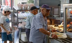 İzmir'de Kent Lokantası'nın 7. şubesi açıldı: 4 çeşit yemek 25 TL!