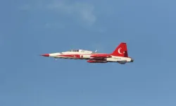 SOLOTÜRK gösterisi İzmir Çiğli'de coşkuyla izlendi!