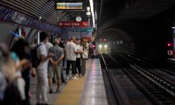 İzmir'de metroda kablo hırsızlığı: Seferler aksadı!