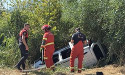 Muğla Fethiye'de kaza: Araç dereye devrildi!