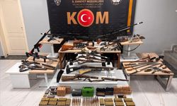 Uşak'ta silah operasyonu: Çok sayıda tabanca ve tüfek ele geçirildi!