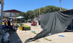 İzmir Bayındır'da semt pazarını fırtına vurdu: Tezgahlar devrildi!