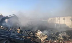 Manisa'da inşaat işçilerinin kaldığı konteynerde yangın çıktı!