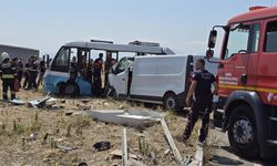 Manisa’da midibüsle panelvan çarpıştı: 1 kişi hayatını kaybetti, 10 yaralı var!
