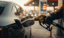 Motorine dev zam yolda: Hemen gidip deponuzu fulleyin!
