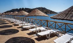 Bodrum'da Türkbükü Halk Plajı'nda giriş ücretsiz, lahmacun 125 TL!