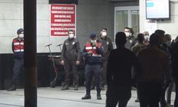 İzmir'de husumetlisini vurarak öldürdü!