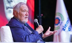 İlber Ortaylı ve Okan Bayülgen İzmir’de Aynı Sahneye Çıkıyor