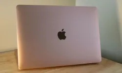 Macbook SE dizüstü bilgisayarı piyasaya sürülebilir!