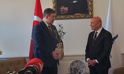 İzmir Büyükşehir Başkanı Tugay, görevi devraldı: Halkın bize verdiği kredinin hakkını çok çalışarak vereceğiz