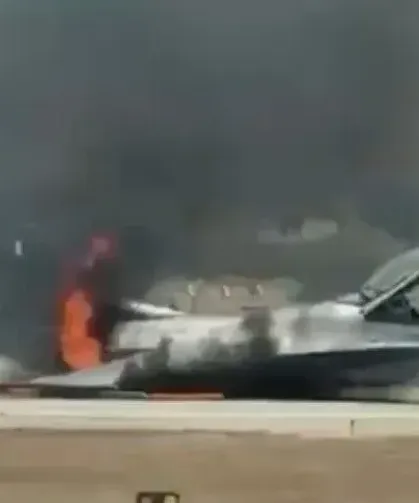 Yunan F-16'sı acil iniş yaptı: Havada alev aldı!