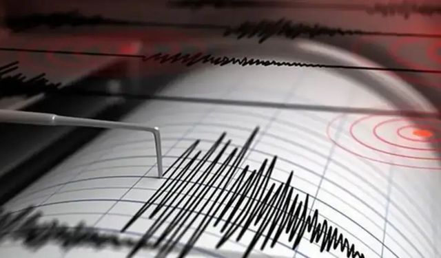 Ege'de Korkutan Deprem! Denizli, İzmir, Muğla ve Çevre İller Sallandı