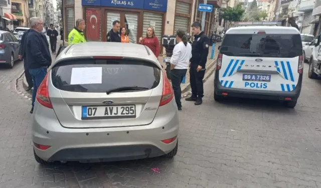 Aydın'da el freni unutulunca geri kayan araç sürücüyü yaraladı!