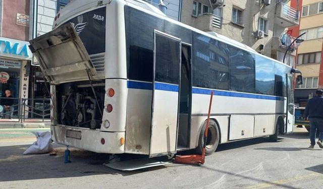 Manisa’da Dehşet Anları! Tonlarca Ağırlığın Altında Can Pazarı: "Kriko Boşaldı, Zamanla Yarış Başladı"