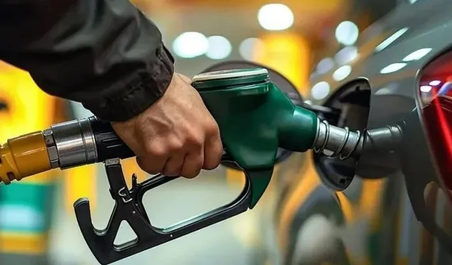 Sürücüler üzülecek: Benzin ve motorine zam geldi!