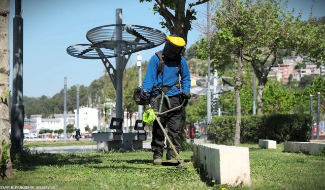 İzmir’de park ve yeşil alanlar bayrama hazırlanıyor!
