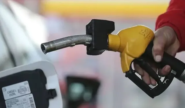 Akaryakıt fiyatlarında indirim yolda: 2 Temmuz'dan itibaren geçerli!