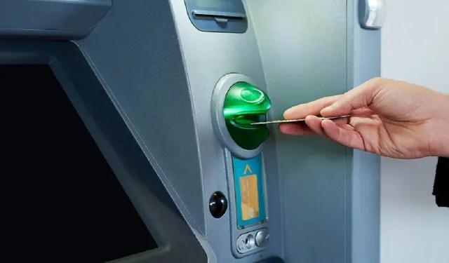 Bu bankada hesabı olanlar dikkat: Türkiye'deki ATM'lerini kapatıyor!