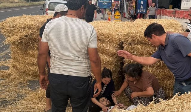 Aydın'da traktörden düşen balyaların altında kaldı!