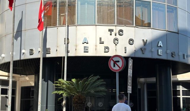İzmir'de rüşvet soruşturmasında yeni gelişme: 1 kişi serbest bırakıldı!