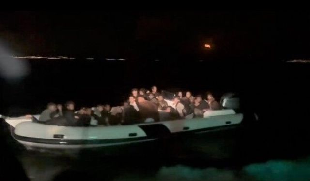 İzmir açıklarında 6'sı çocuk 34 düzensiz göçmen yakalandı!