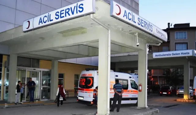 Denizli'de evlat acısının ardından ikinci şok: Baba geri manevrada eşine çarptı!