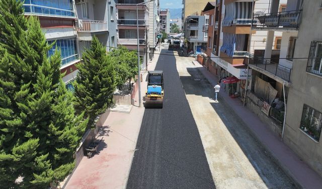 Manisa'da asfalt çalışması: Yollar yenileniyor!
