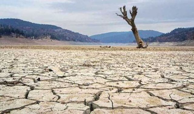 İzmir’de Yağmur Alarmı: Mart Ayı 35 Yılın En Kurak Dönemi Olarak Kayda Geçti