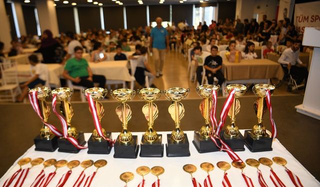 Cumhuriyet’in 100. Yılında Bornova’da satranç heyecanı