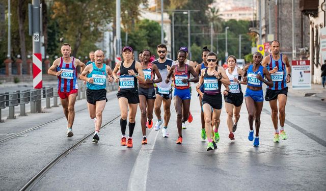 Dikkat! Toplu Ulaşıma Maraton İzmir Ayarı