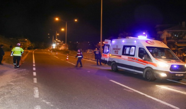 Uşak'ta feci kaza: Karşıdan karşıya geçerken hayatını kaybetti!