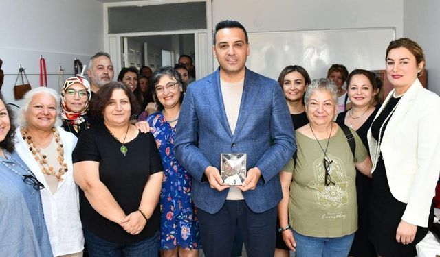 Çiğlili Kadın Kursiyerlerden El Emeği Ürünler Sergisi