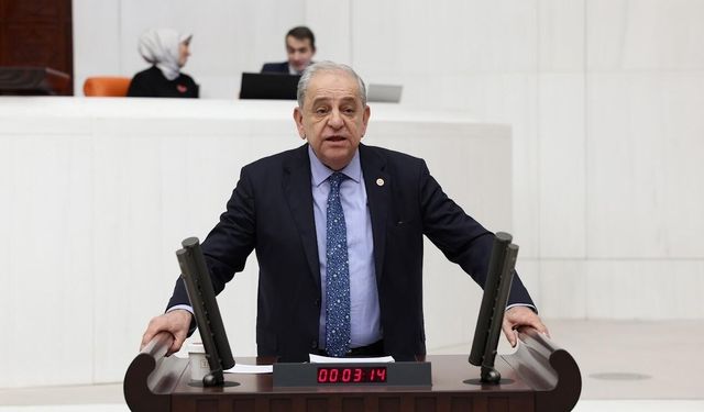 CHP’li Nalbantoğlu’ndan Bakan Özhaseki’ye “Biraz da İzmir’e bakın” 