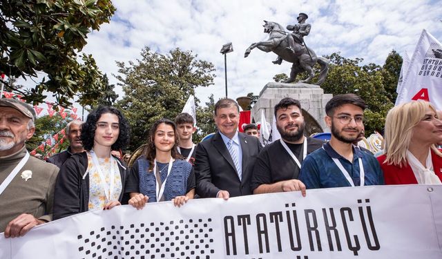 Başkan Tugay: “İzmir ve Samsun kadersel olarak bağlı iki şehir” 