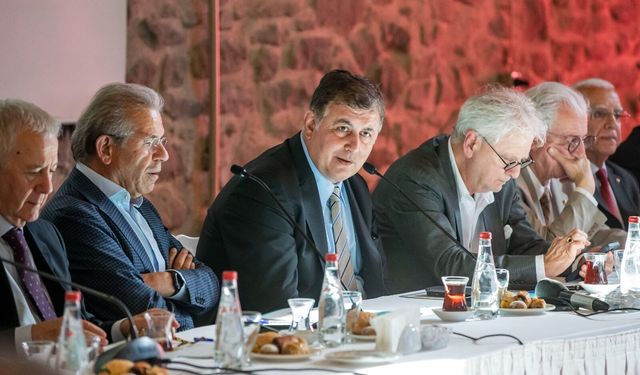 Başkan Tugay: “İzmir'i birlikte yöneteceğiz” 