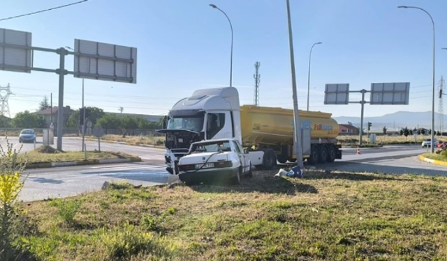Afyonkarahisar'da trafik kazası: Yaralıların durumu ağır!