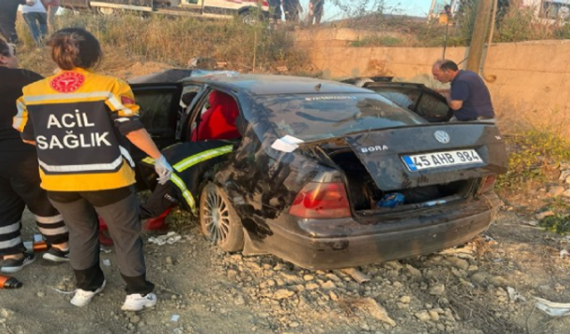 Afyonkarahisar'da trafik kazası: Ölü ve yaralılar var!
