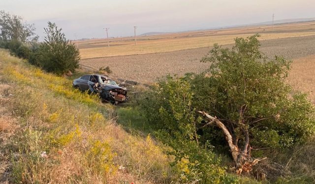 Afyonkarahisar'da trafik kazası: 4 kişi yaralandı!