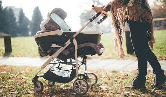 Yeni Ebeveynler İçin Bebek Arabası Tavsiyesi