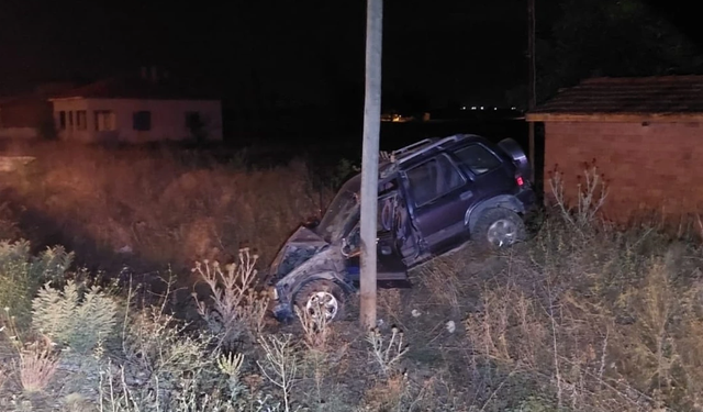 Afyonkarahisar'da feci kaza: 2'si çocuk 6 yaralı var!
