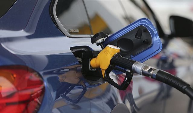 Akaryakıt ve otogaza 240 TL indirim yapıldı! Otomobili olanlara müjde