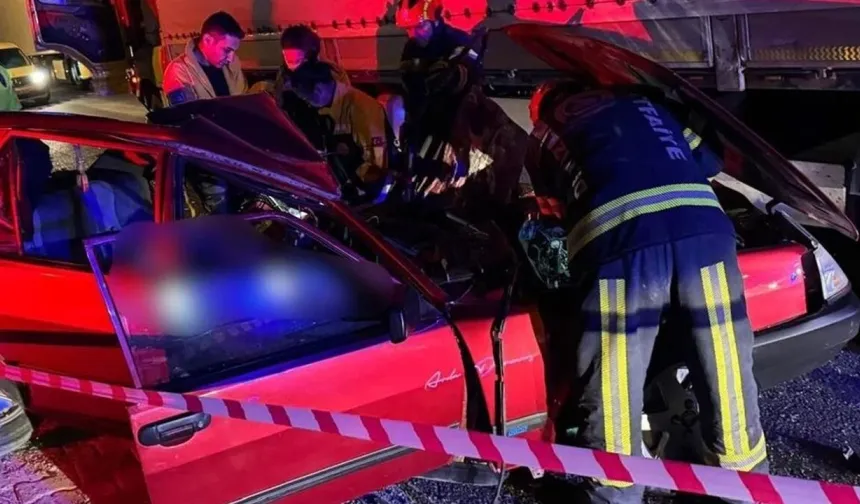 Denizli'de tırla otomobil çarpıştı: Ölü ve yaralı var!